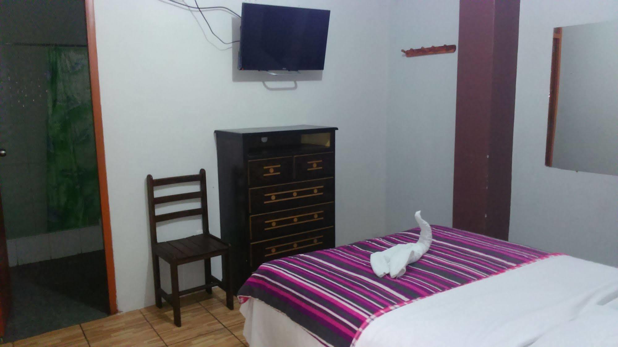 Hospedaje Residencial Santa Ines Trujillo Extérieur photo